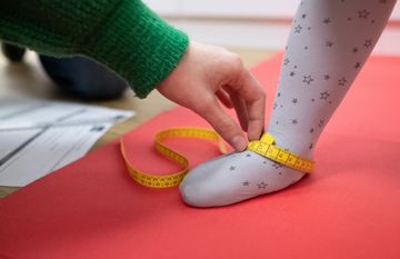 Jak dopasowuje się buty ortopedyczne?