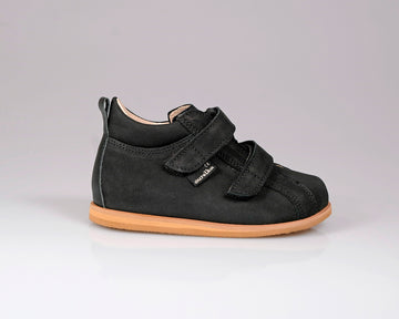 Półbuty dla dzieci na dwa rzepy z usztywnioną piętą, na Vibramie